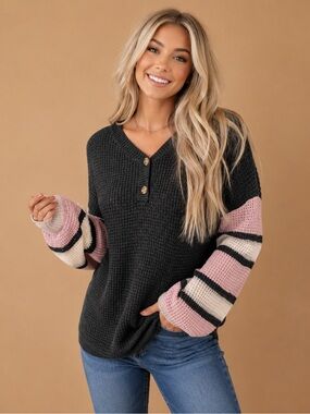 🩷. 905. Women’s Charcoal Waffle Knit Top with Pink Striped Sleeves